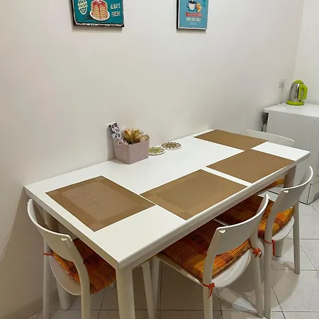 Valentina House *